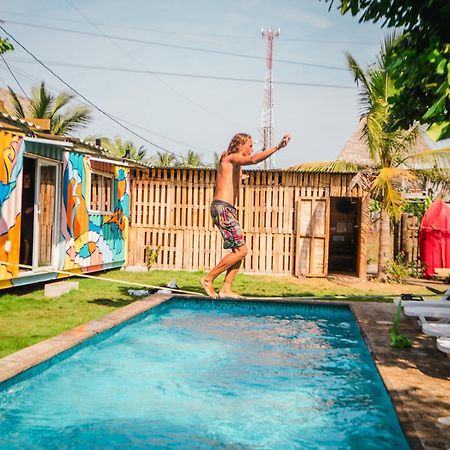 Green Belly Surf Hostel Эль-Паредон-Буэна-Виста Экстерьер фото
